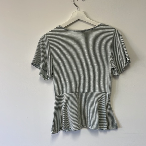 Marshall’s Green Striped Top - S - Picture 3 of 3